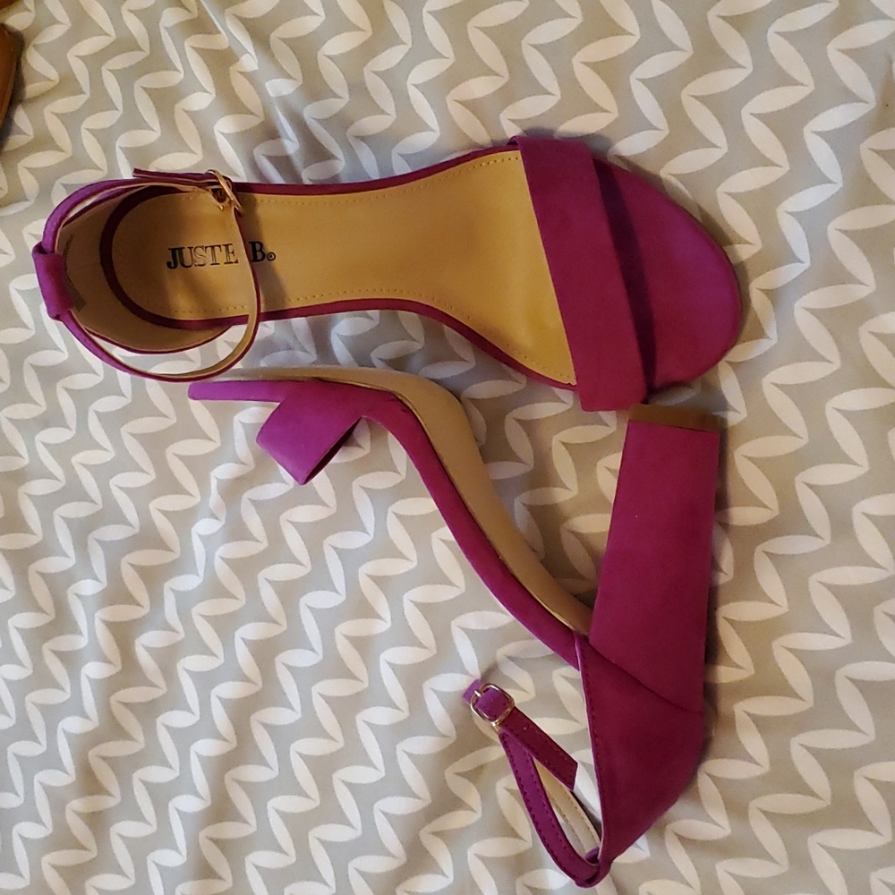 NWOT Heels